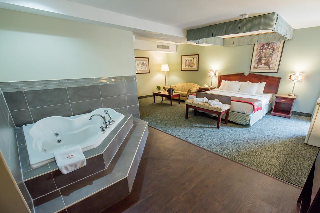 Harrison Lake Hotel Harrison Hot Springs Extérieur photo