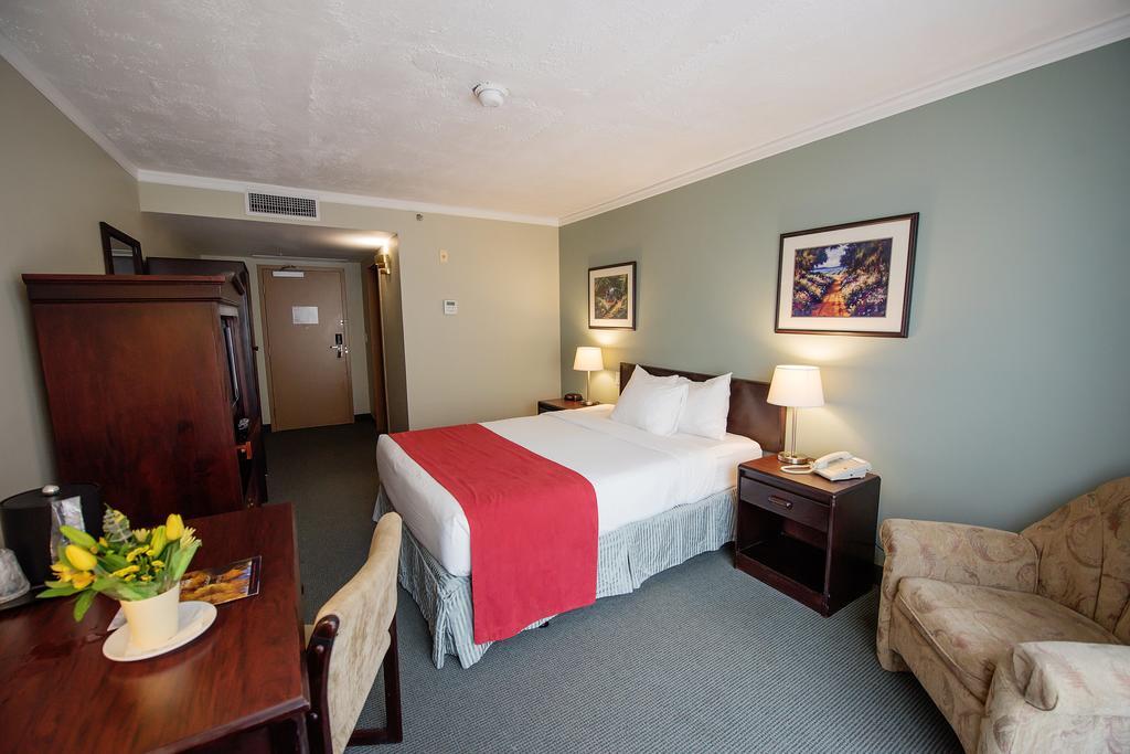Harrison Lake Hotel Harrison Hot Springs Extérieur photo