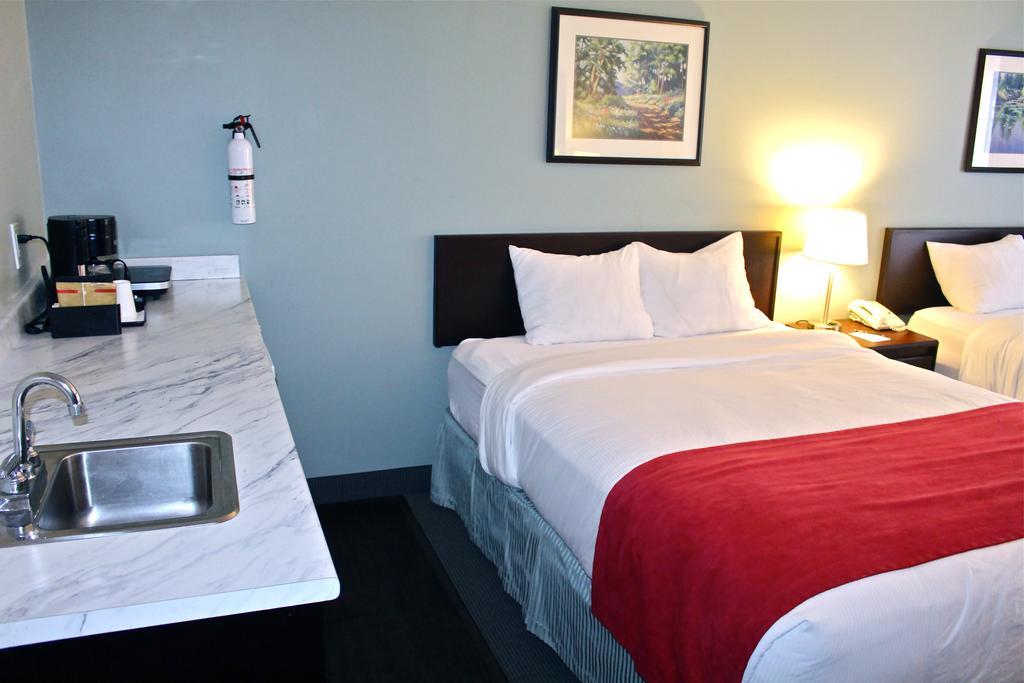 Harrison Lake Hotel Harrison Hot Springs Extérieur photo