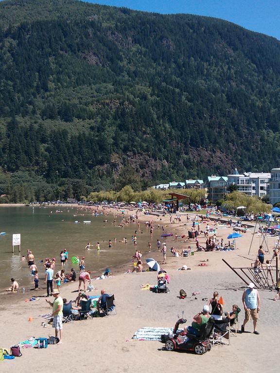 Harrison Lake Hotel Harrison Hot Springs Extérieur photo